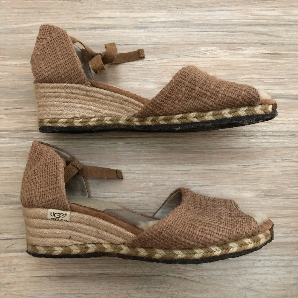 UGG Delmar Espadrille Size 10